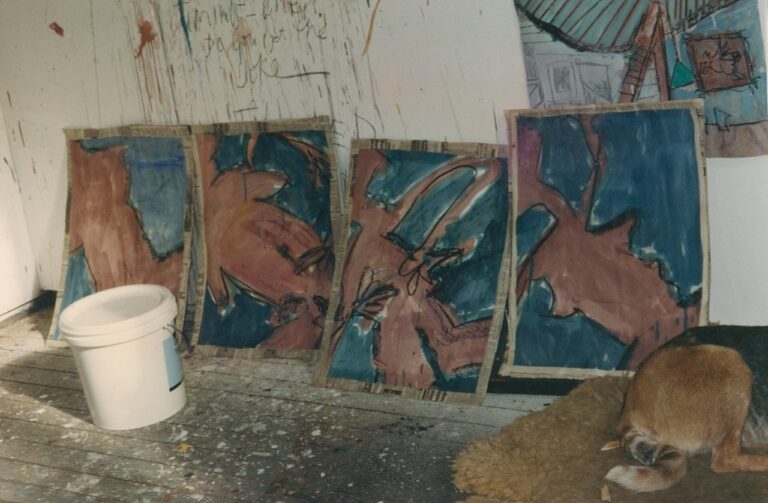 23_Pale 3 girls, 1993